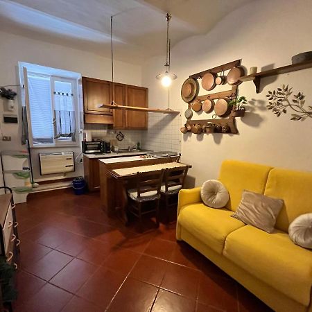 Ferienwohnung Alloggio Ad Uso Turistico Piave 47 Gradoli Exterior foto