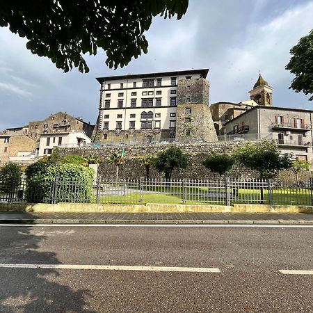 Ferienwohnung Alloggio Ad Uso Turistico Piave 47 Gradoli Exterior foto